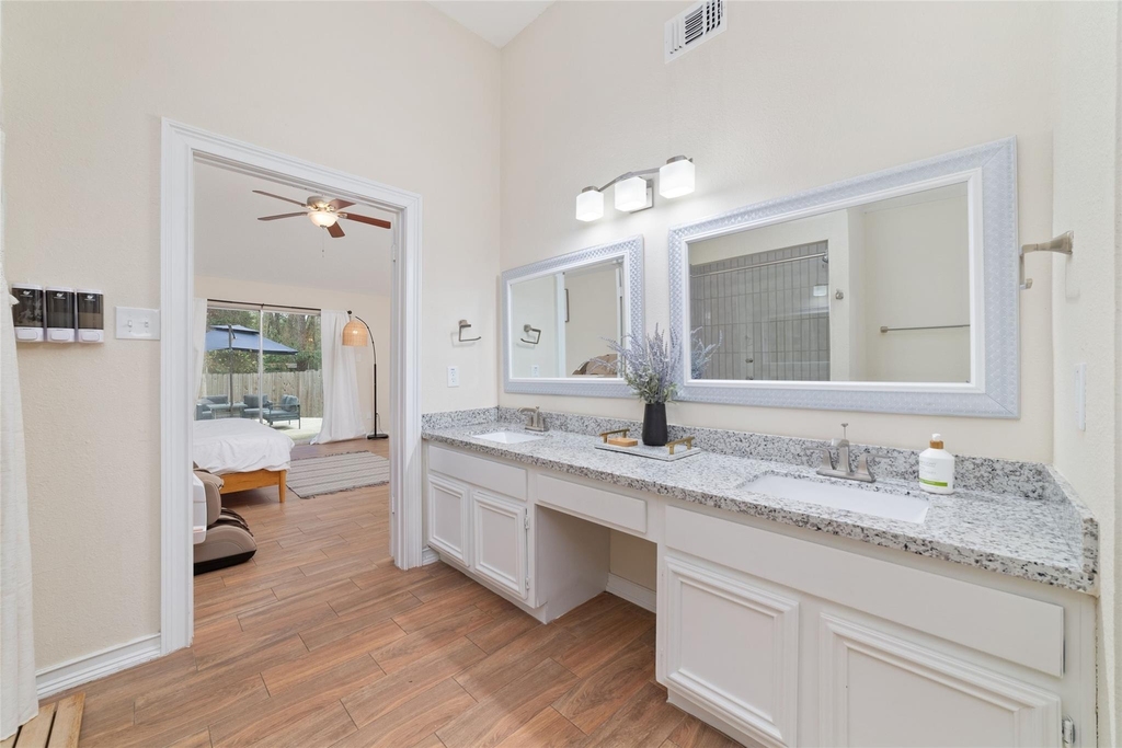 36 N Rain Forest Court - Photo 17