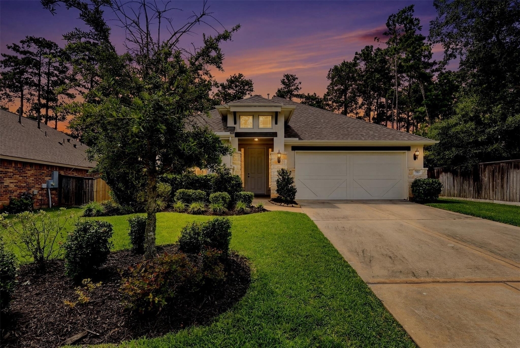 297 Scarlet Maple Way - Photo 0