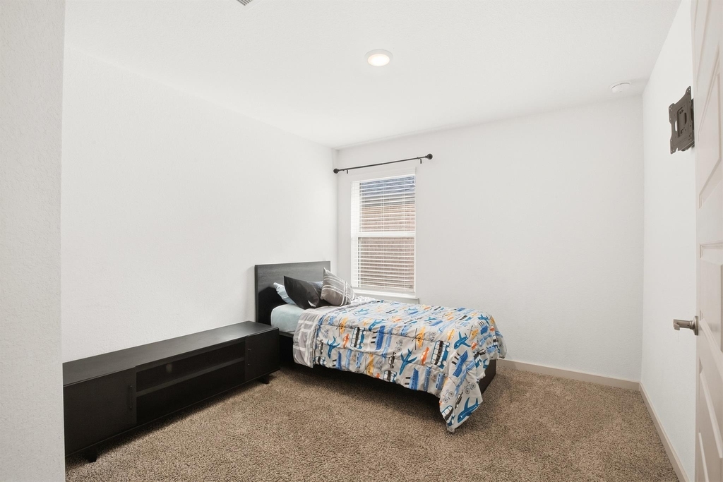 29518 Gordon Sevilla Street - Photo 26