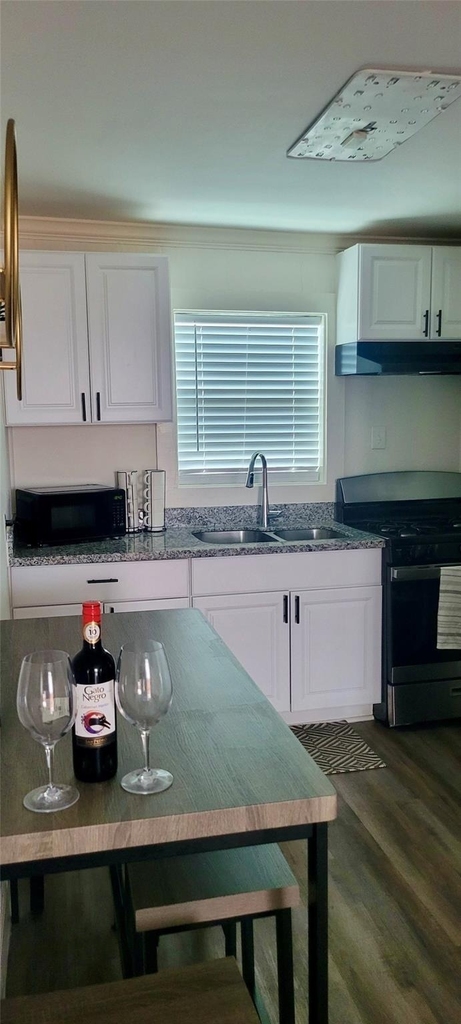 3315 Reeves Street - Photo 5
