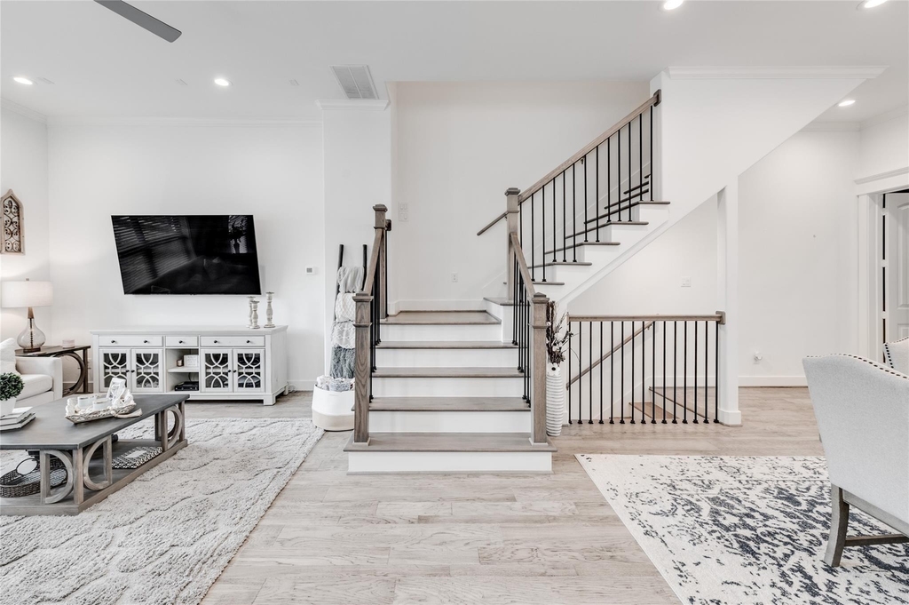2214 Arabelle Street - Photo 6