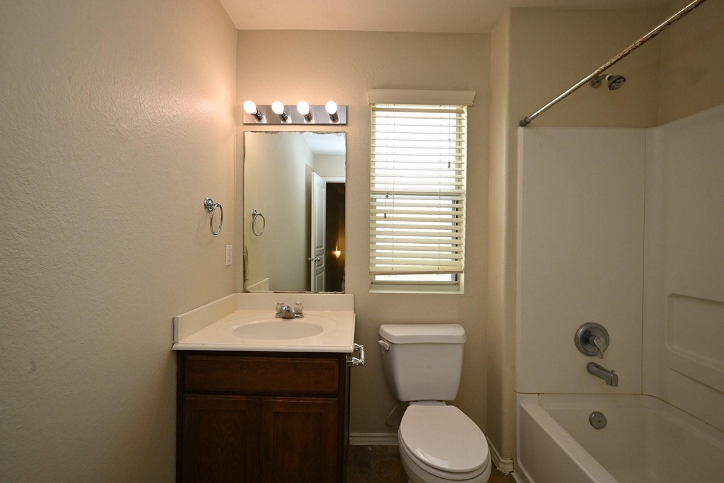 16806 Mammoth Springs Drive - Photo 9