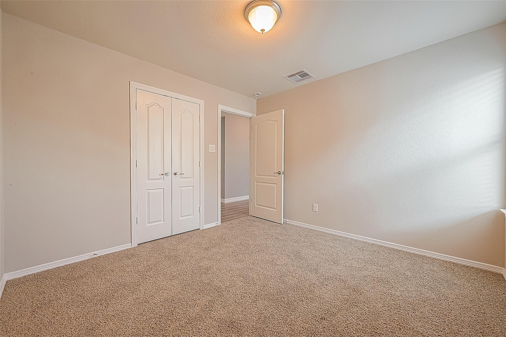 223 Sintra Lake Way - Photo 26