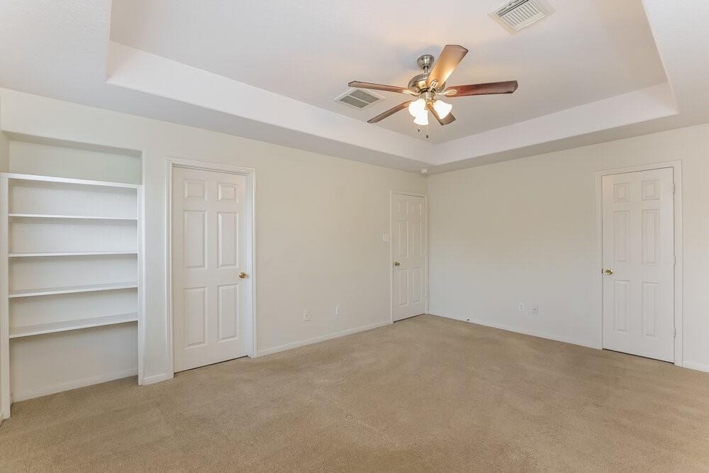 12226 Carriage Oak Circle - Photo 7