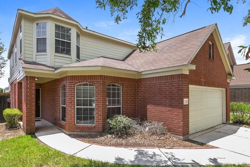 12226 Carriage Oak Circle - Photo 1