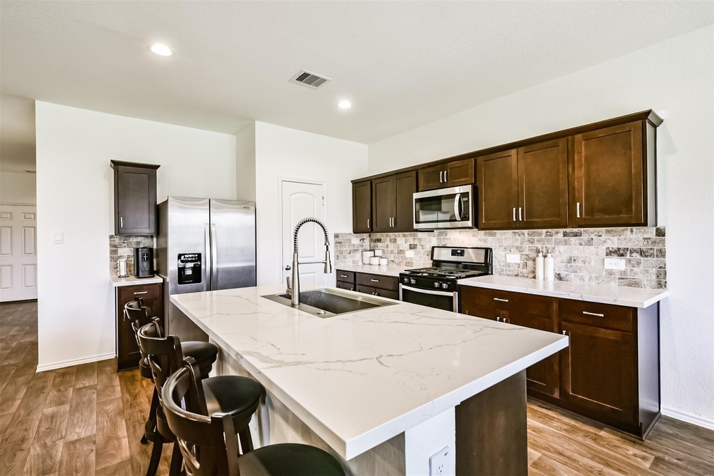 21223 Riverdew Drive - Photo 10