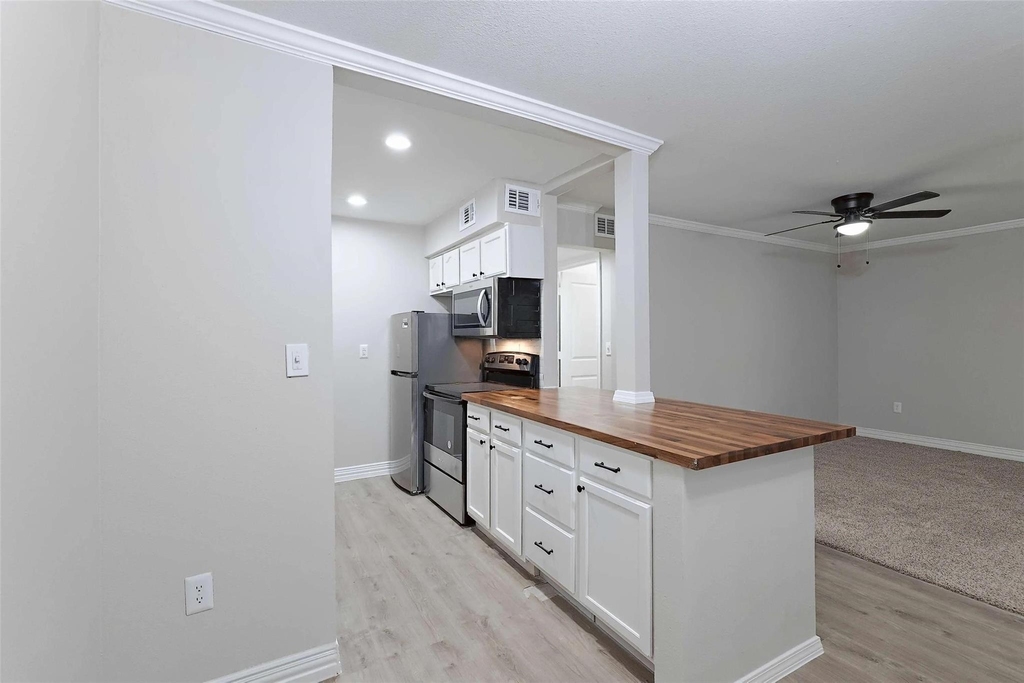132 Oyster Creek Drive - Photo 6