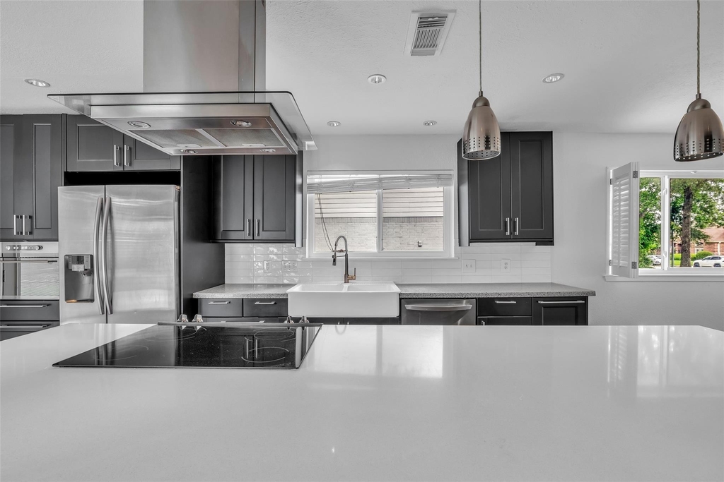 6835 Queensclub Drive - Photo 8