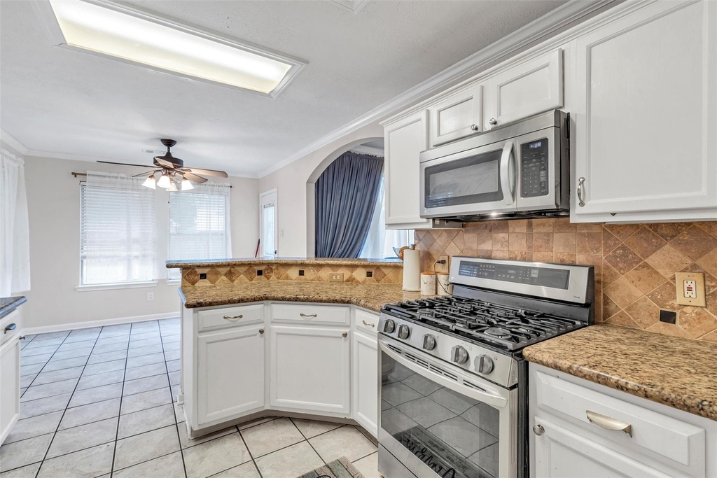 17803 Inland Oaks Drive - Photo 11
