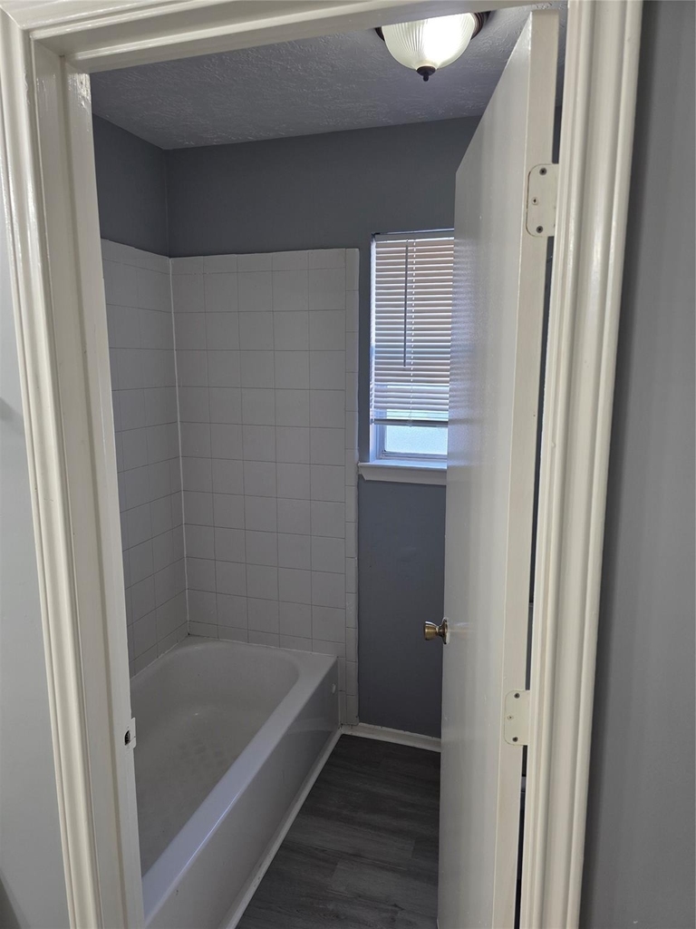 19302 Woodglen Drive - Photo 6