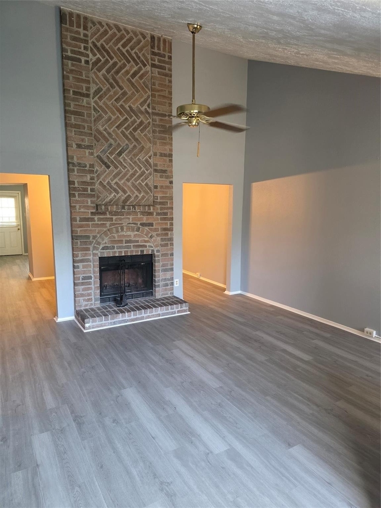 19302 Woodglen Drive - Photo 18
