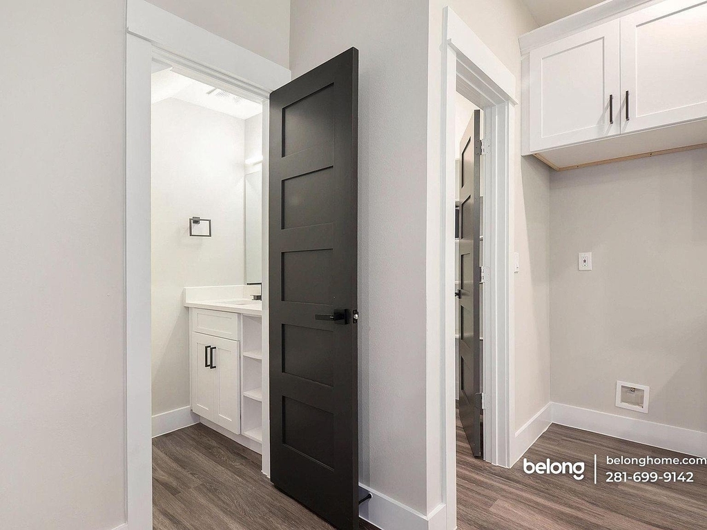 8119 Venus Street - Photo 9