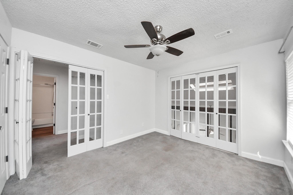 11917 Bob White Drive - Photo 17