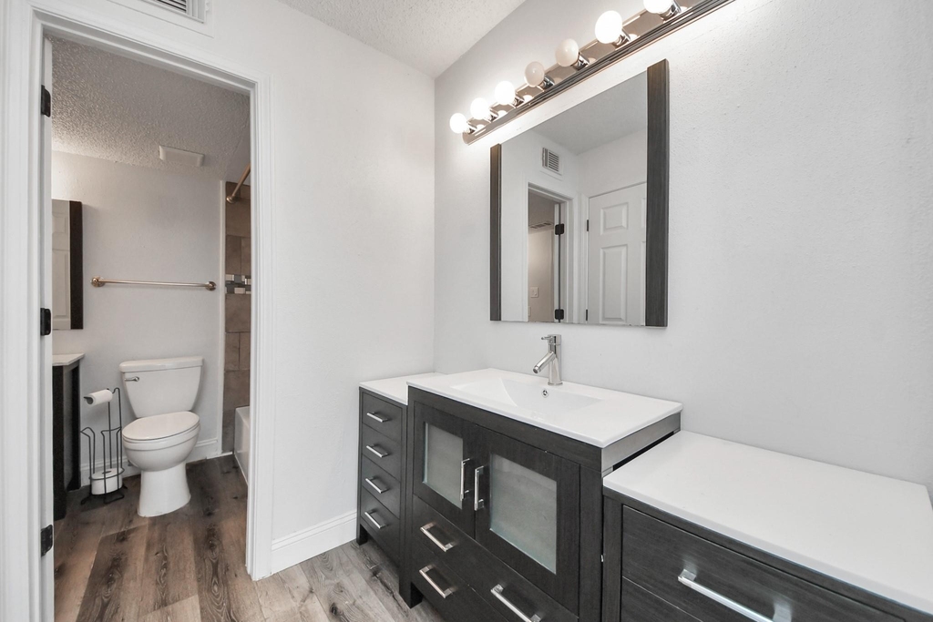 11917 Bob White Drive - Photo 6