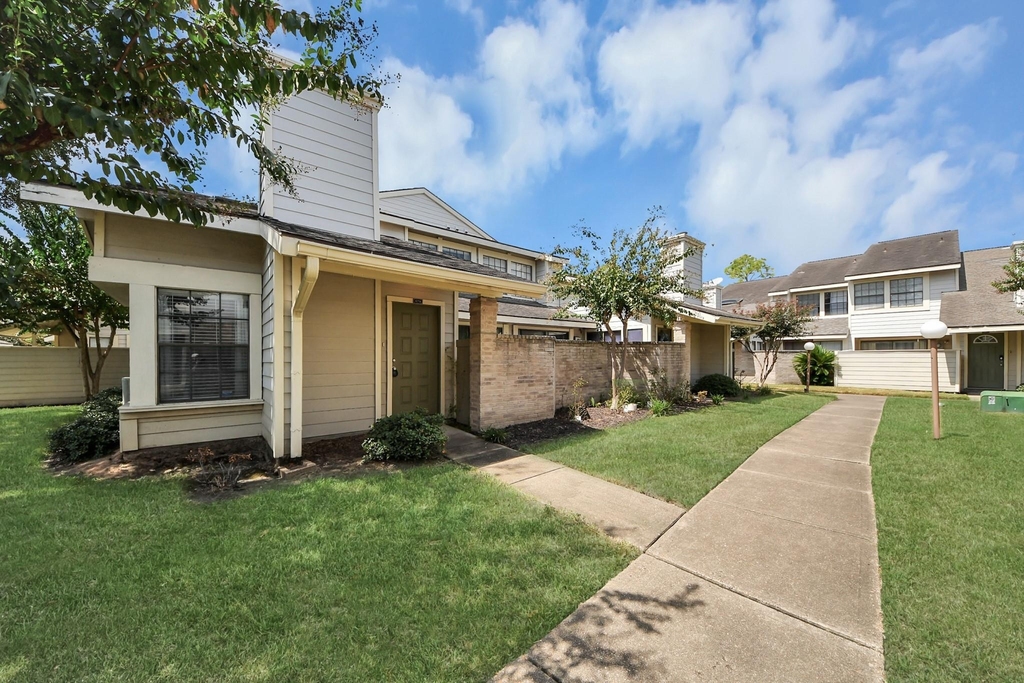 11917 Bob White Drive - Photo 22