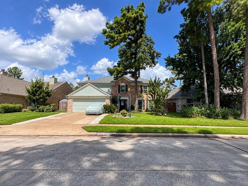 9222 Silver Tip Drive - Photo 0