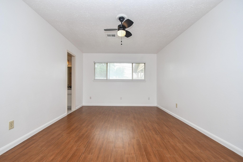 7714 Eichler Drive - Photo 17