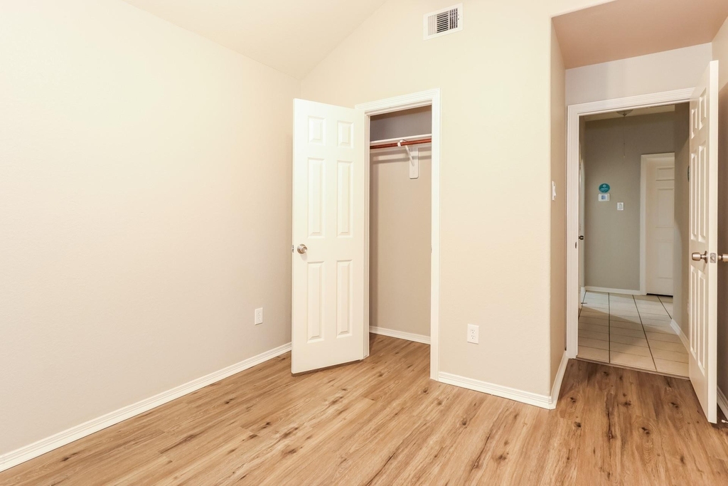 2307 Jefferson Crossing Drive - Photo 12