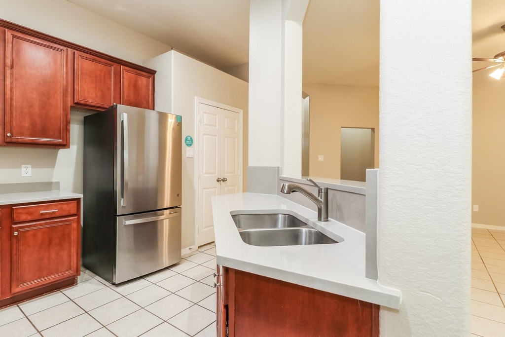 2307 Jefferson Crossing Drive - Photo 5