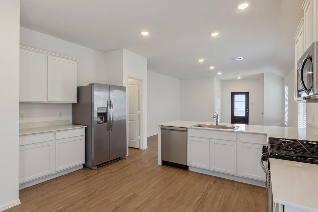 1950 Barrett Gables Drive - Photo 9
