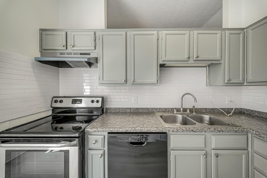 16897 Blue Jay Street - Photo 4