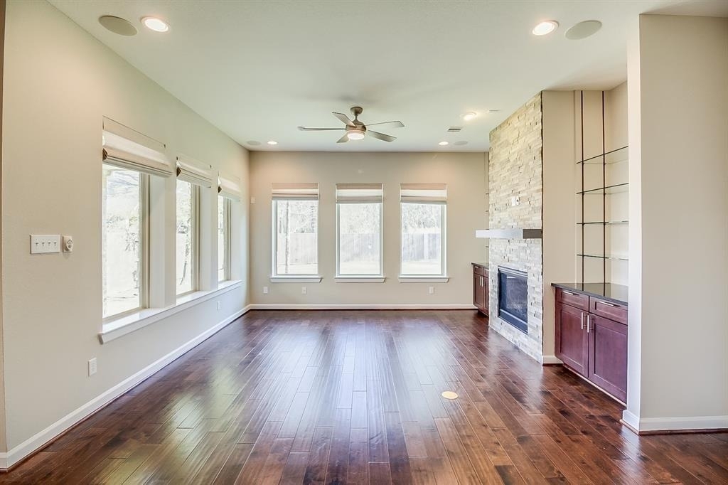 17106 Rainier Creek Drive - Photo 4