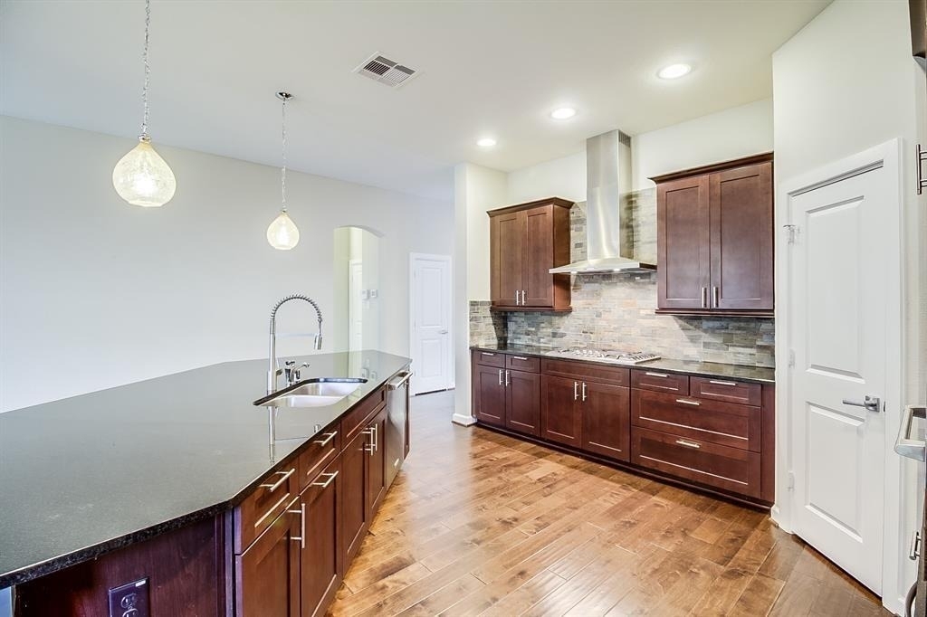 17106 Rainier Creek Drive - Photo 2