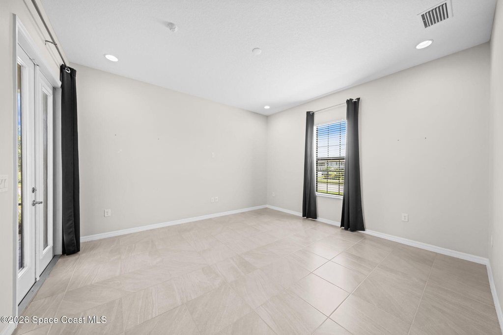 8008 Gullen Drive - Photo 9