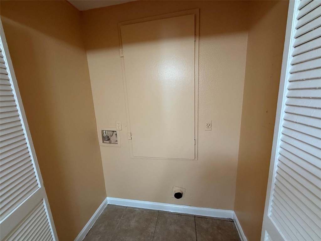 12526 Tambourine Drive - Photo 5