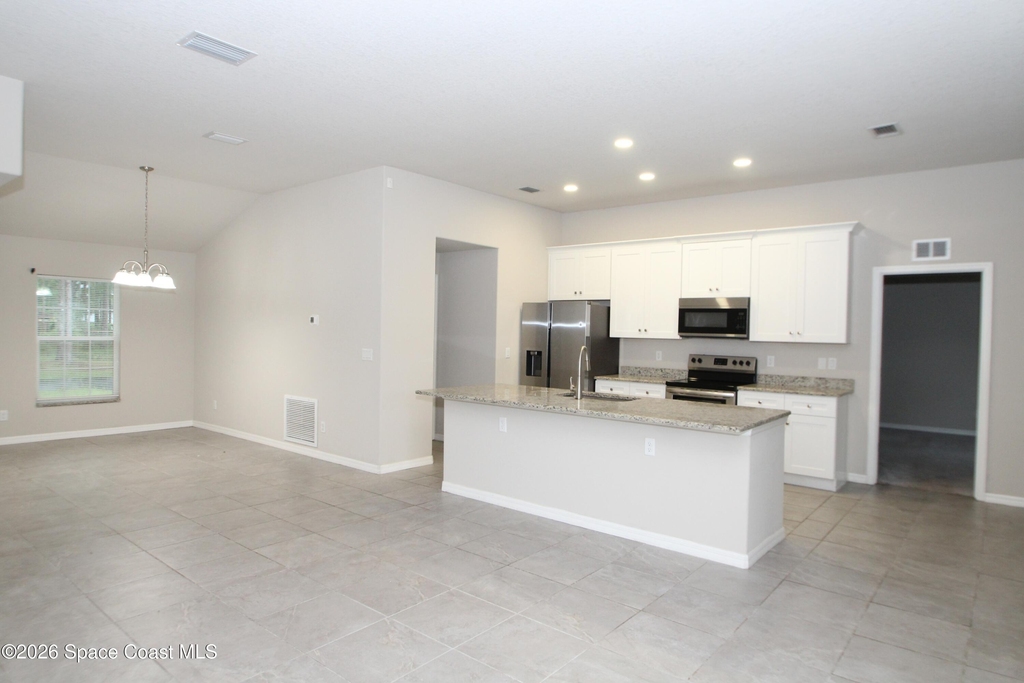 405 Harrison Street Sw - Photo 3