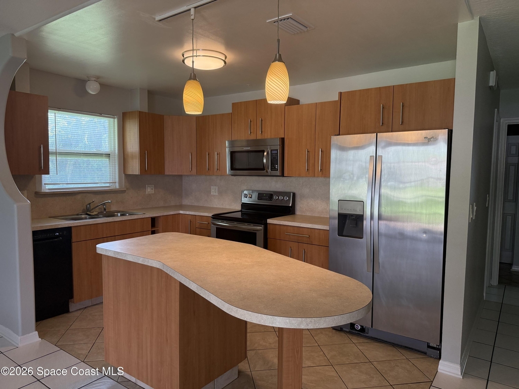 2009 Renee Place - Photo 2