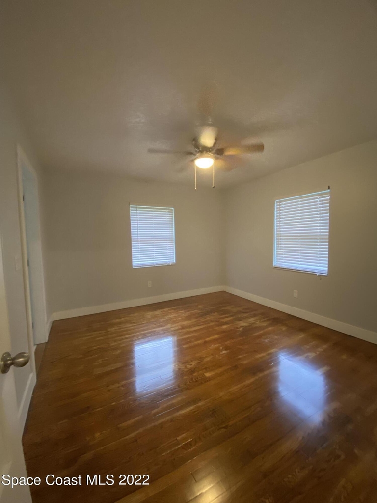 1136 Indian River Avenue - Photo 7