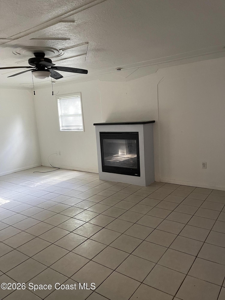 2245 Saint Swithin Lane - Photo 4
