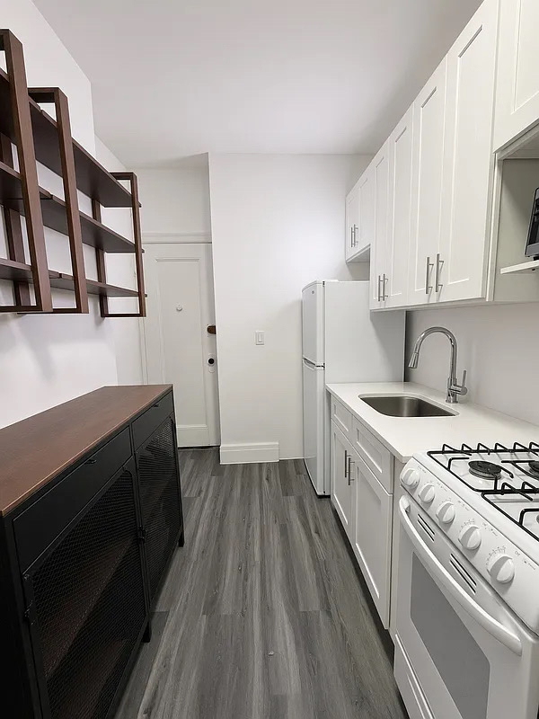 18 King Street - Photo 2