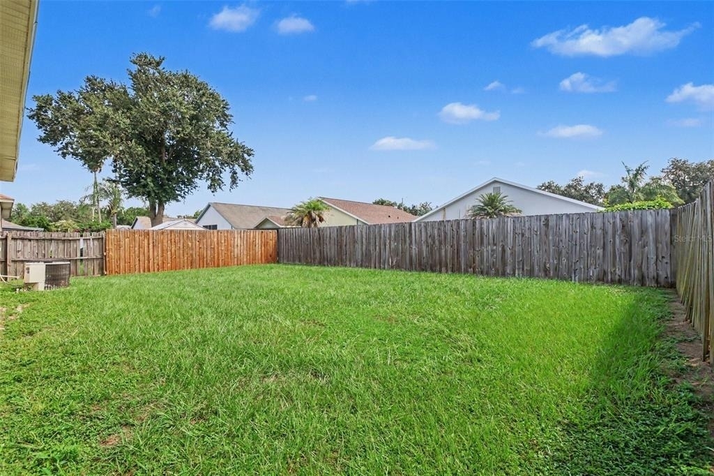 517 Greg Street - Photo 4