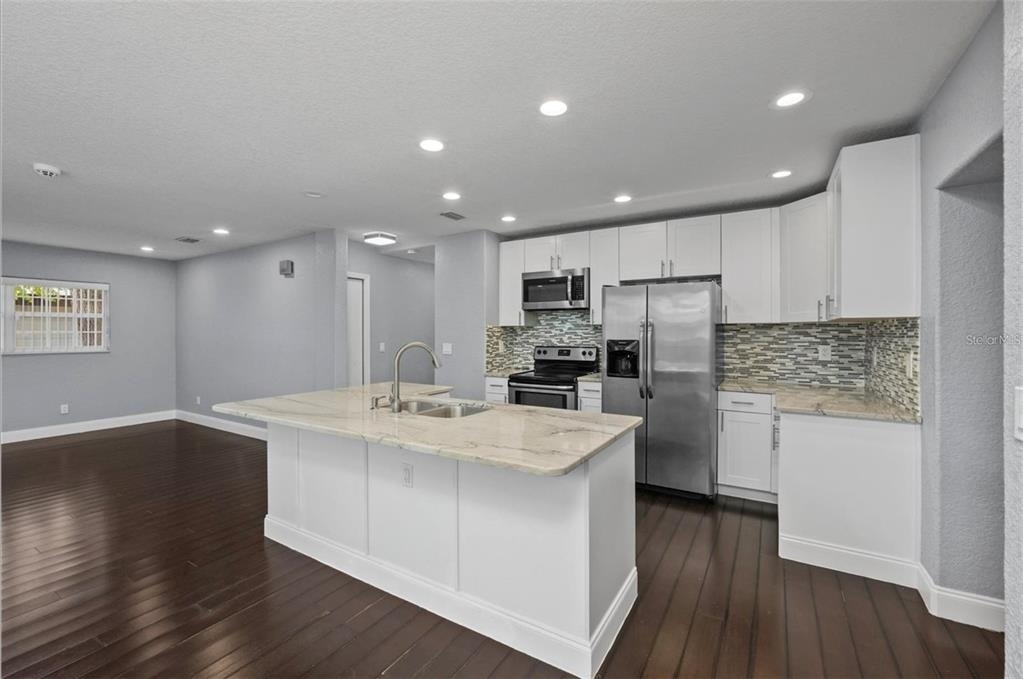 1520 S Church Avenue - Photo 4