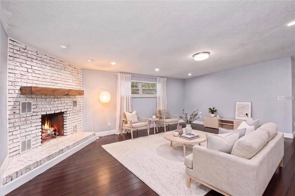1520 S Church Avenue - Photo 1