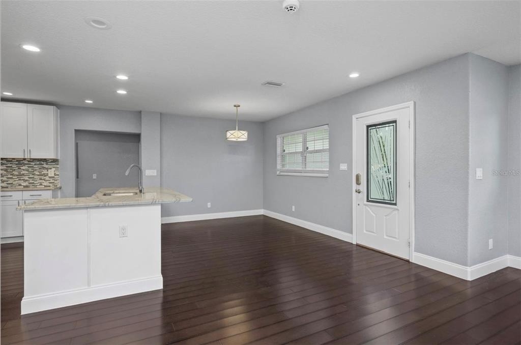 1520 S Church Avenue - Photo 3