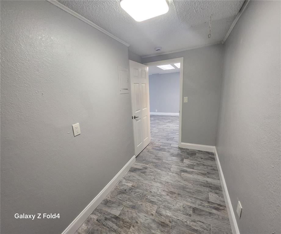 1400 Strawberry Place - Photo 9