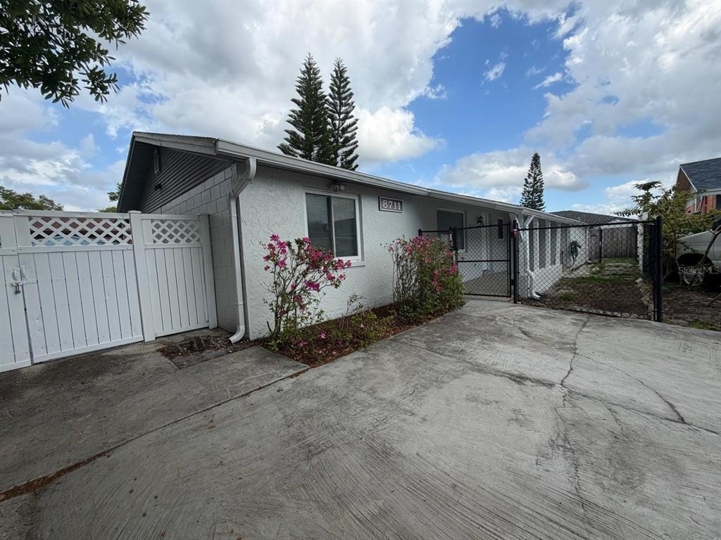 8711 Sage Court - Photo 1