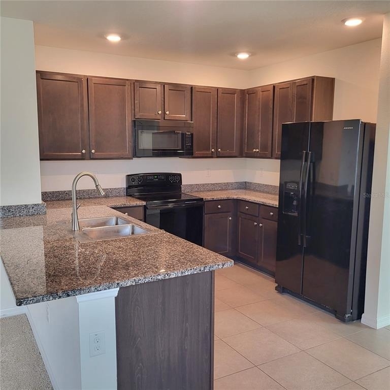 10836 Trailing Vine Drive - Photo 4