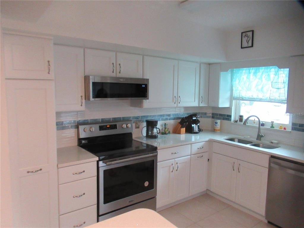 2441 Persian Drive - Photo 3