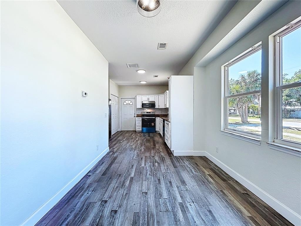 313 Jefferson Avenue S - Photo 5