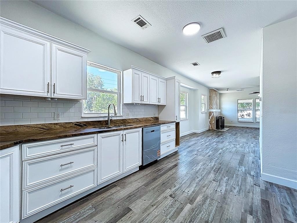 313 Jefferson Avenue S - Photo 6