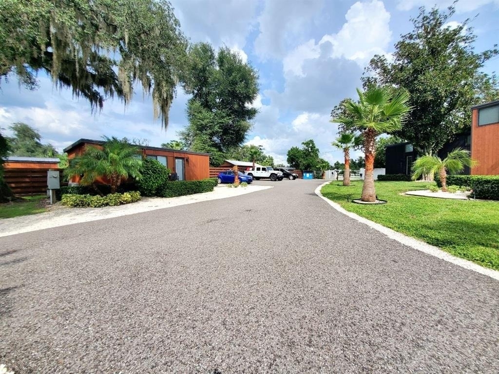 11008 N Us Highway 301 - Photo 23