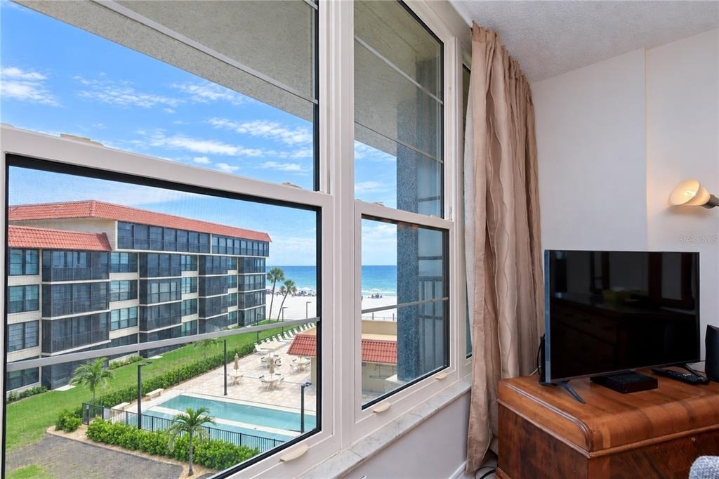 17580 Gulf Boulevard - Photo 24