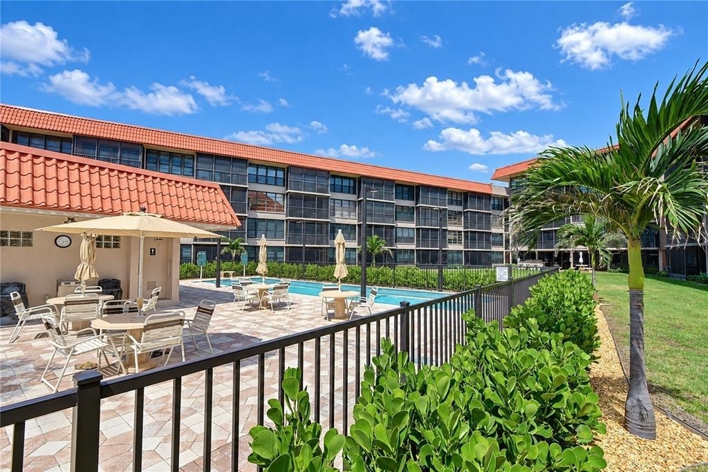 17580 Gulf Boulevard - Photo 46