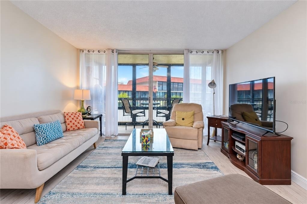 17580 Gulf Boulevard - Photo 16