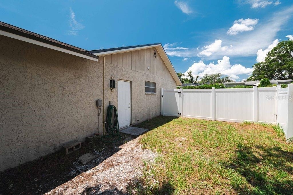 7504 N Sanibel Circle - Photo 5