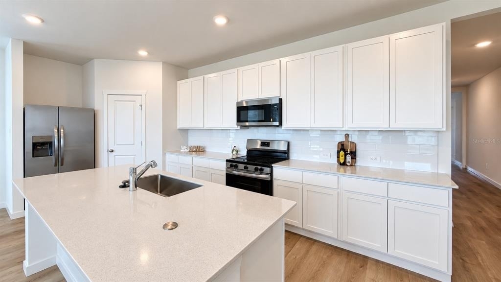 2242 Jennio Drive - Photo 3